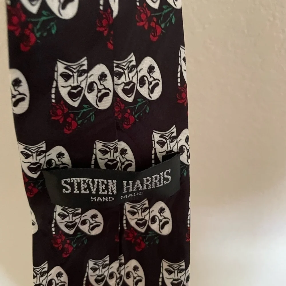 Steven Harris Comedy/Tragedy Tie